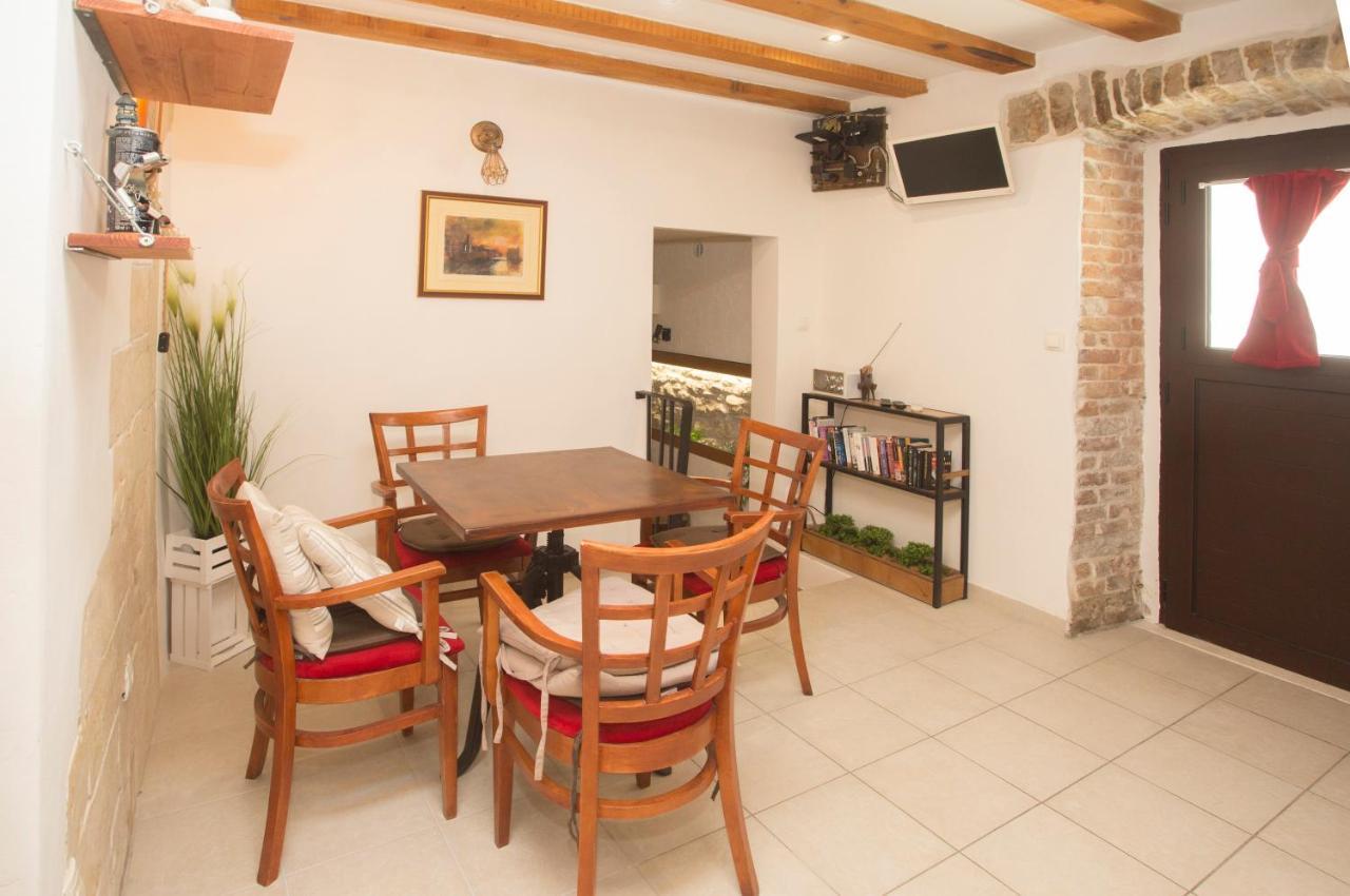 Apartment Natalia Old Town Split Buitenkant foto