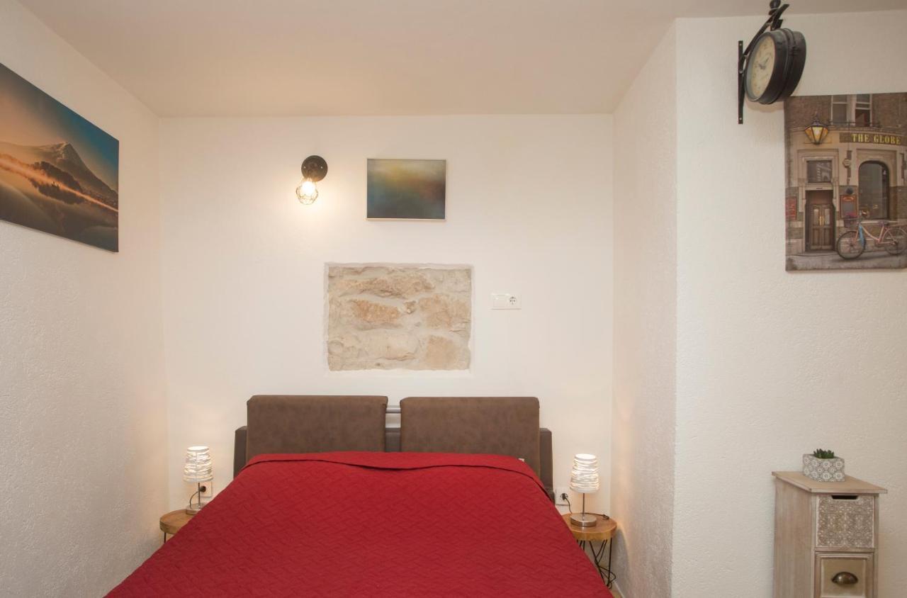 Apartment Natalia Old Town Split Buitenkant foto
