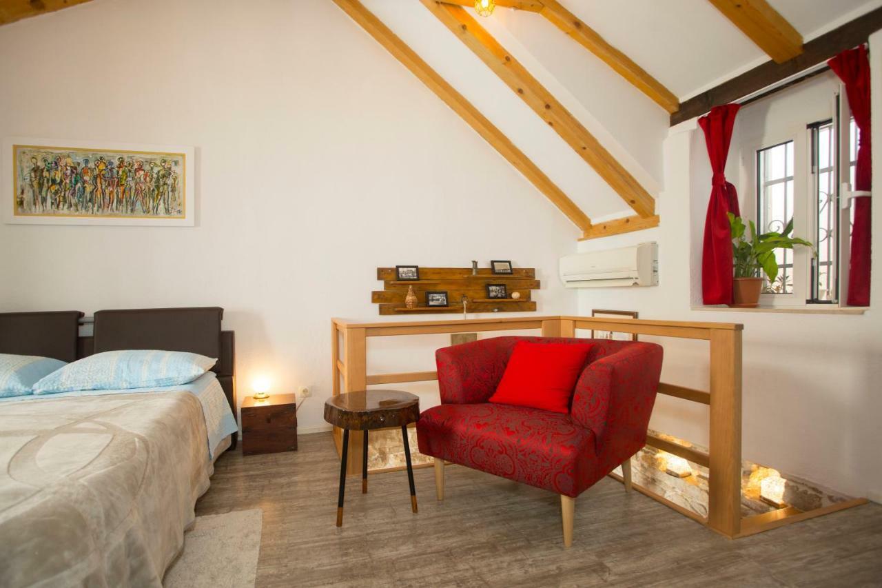 Apartment Natalia Old Town Split Buitenkant foto
